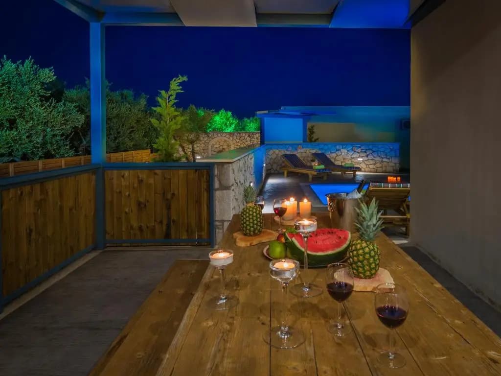 Deluxe Villa