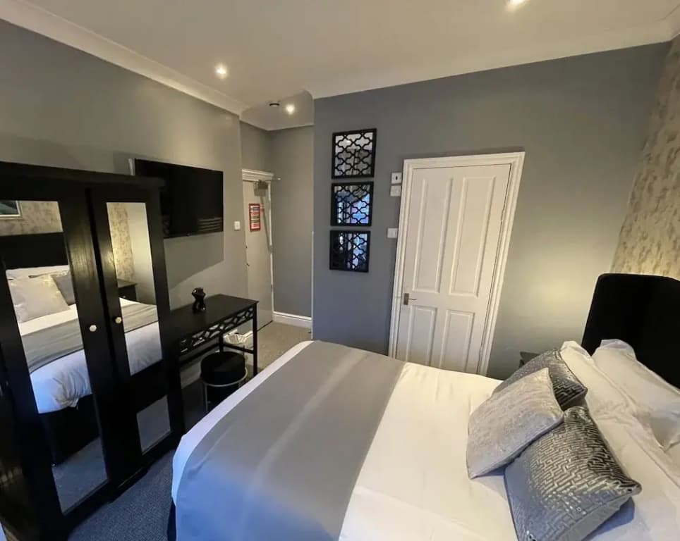 Standard Double room full double bed