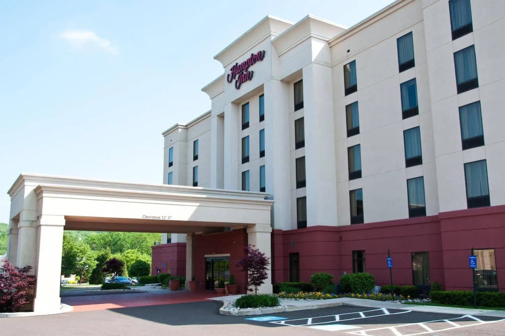 Hotel photo 1