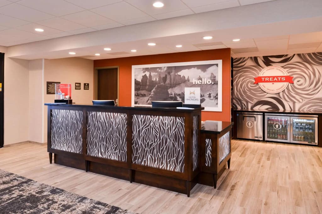Hotel photo 2