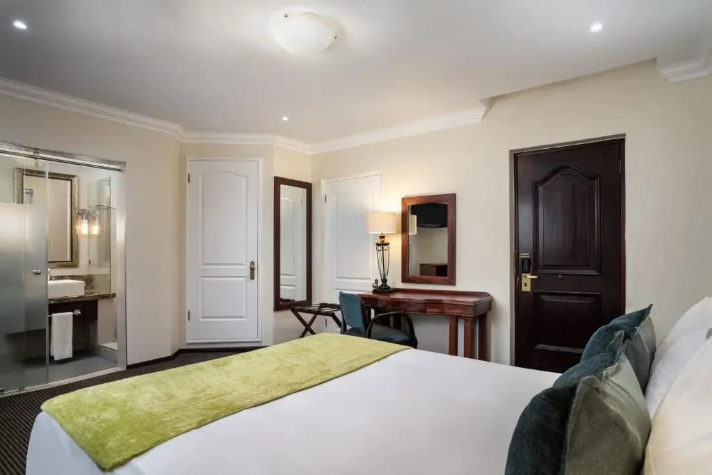 2 Bedrooms Suite