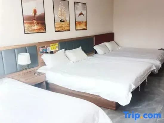 Bed in Dorm (male dorm)