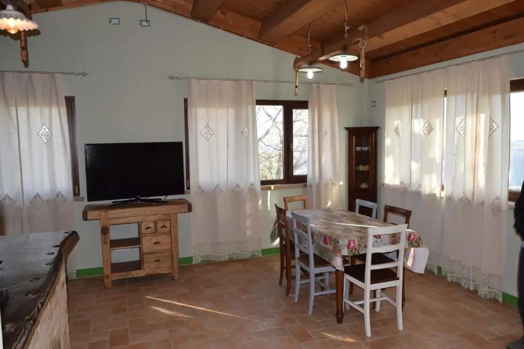 3 Bedrooms Cottage