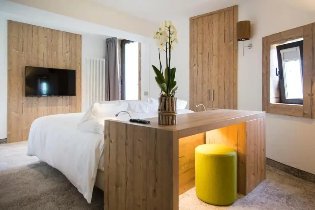 Deluxe Double room full double bed