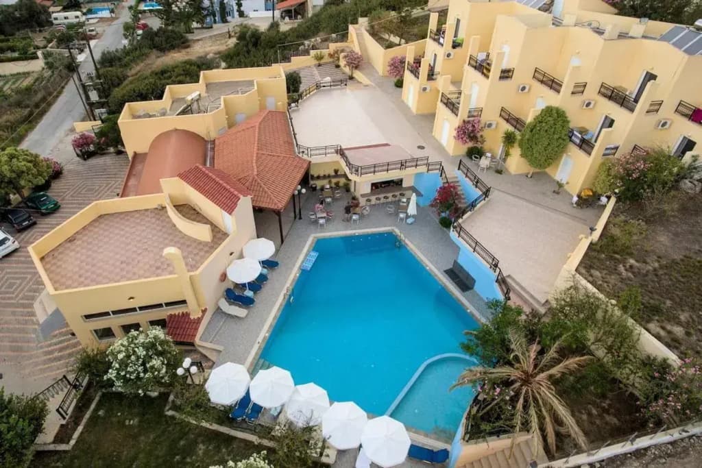 Hotel photo 12