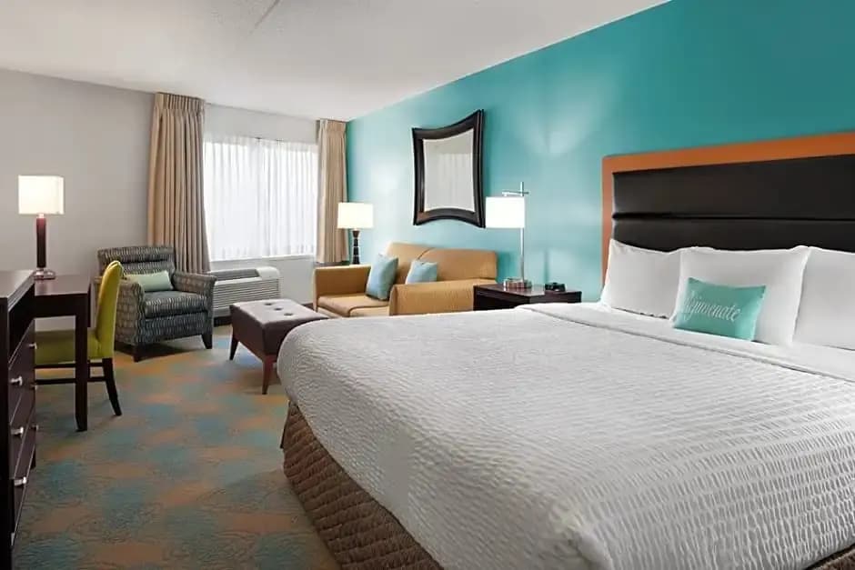 Premier room