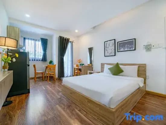 Deluxe Studio with balcony