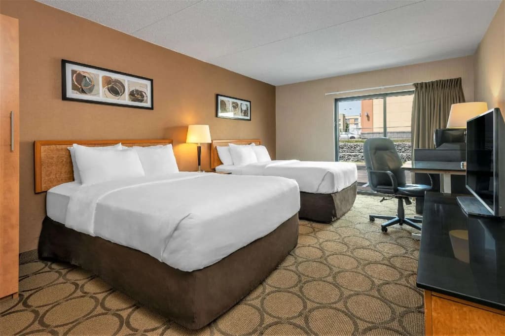 Standard Sextuple room