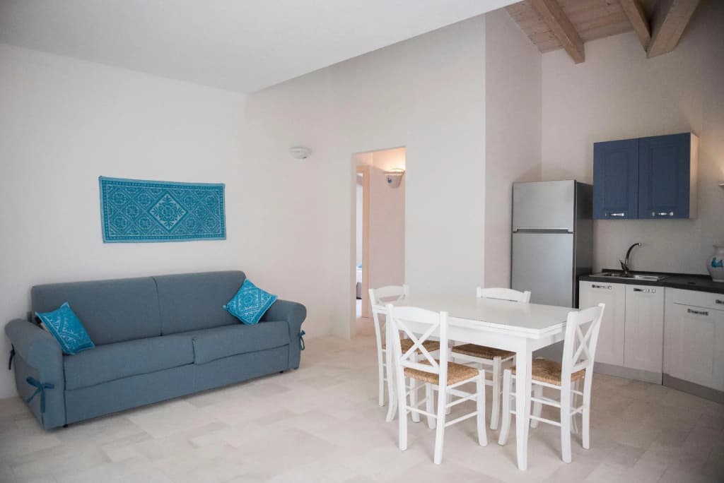 3 Bedrooms Apartment