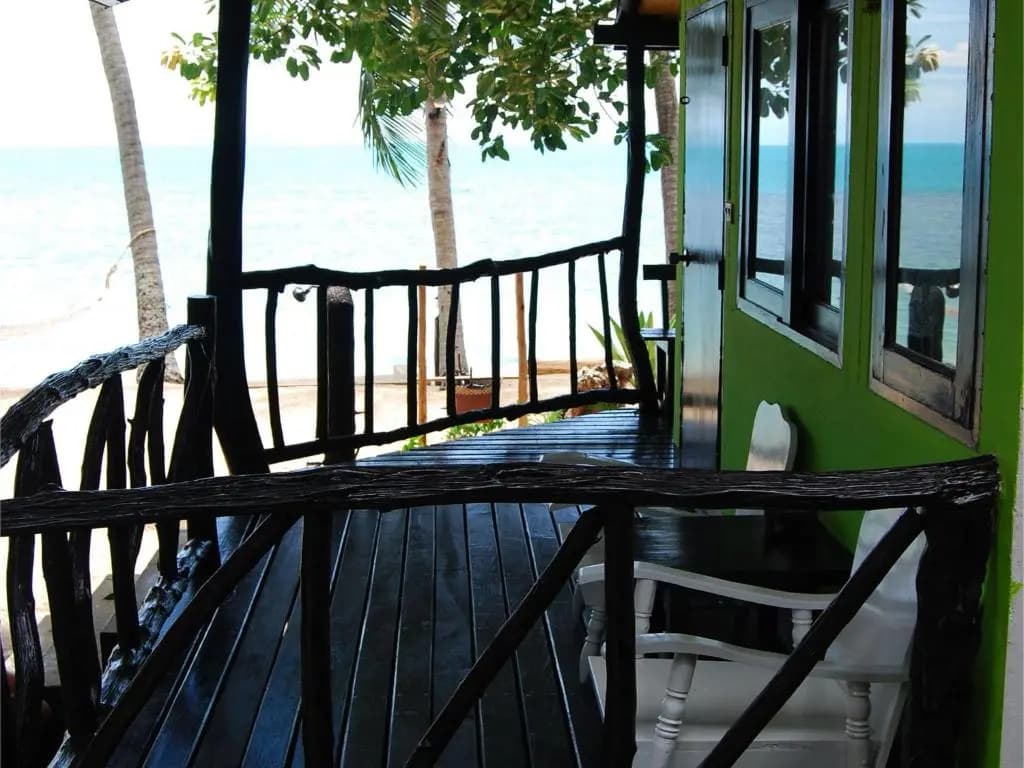 Bungalow beachfront