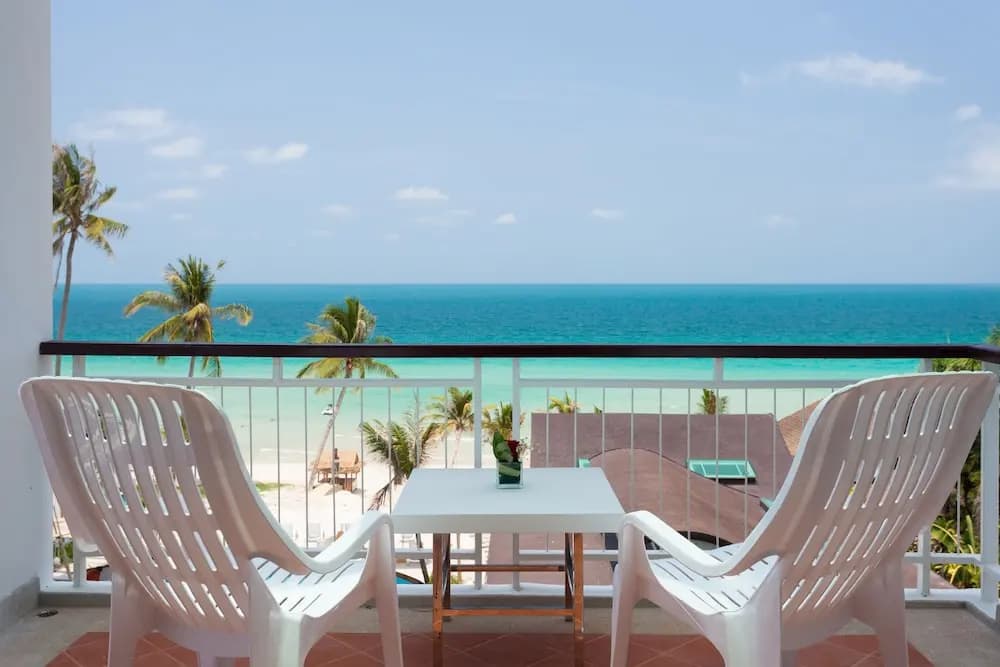 Premium room with balcony and oceanfront