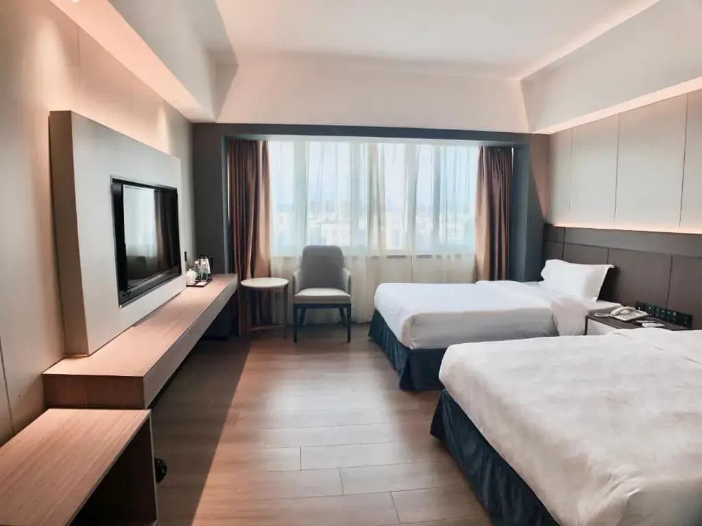 Deluxe Double room twin beds