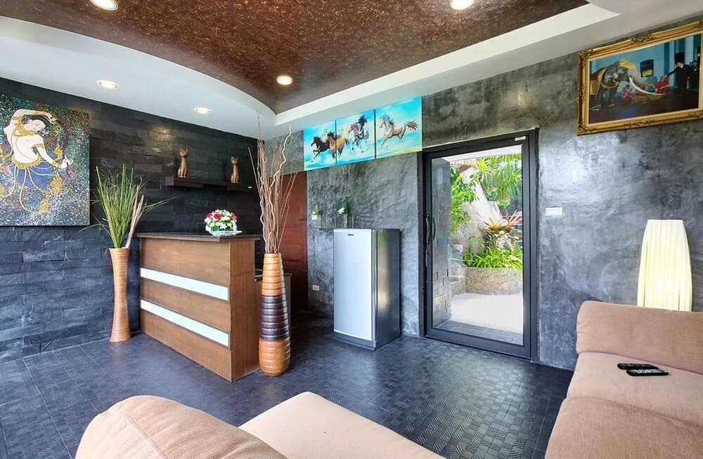 Hotel photo 1