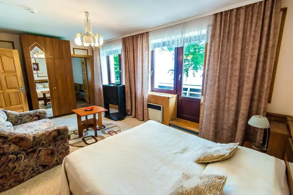 Hotel photo 1