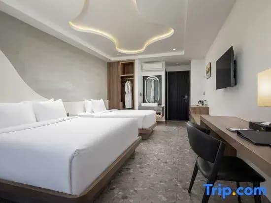 Deluxe Family room