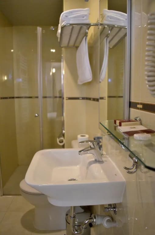 Deluxe Single room