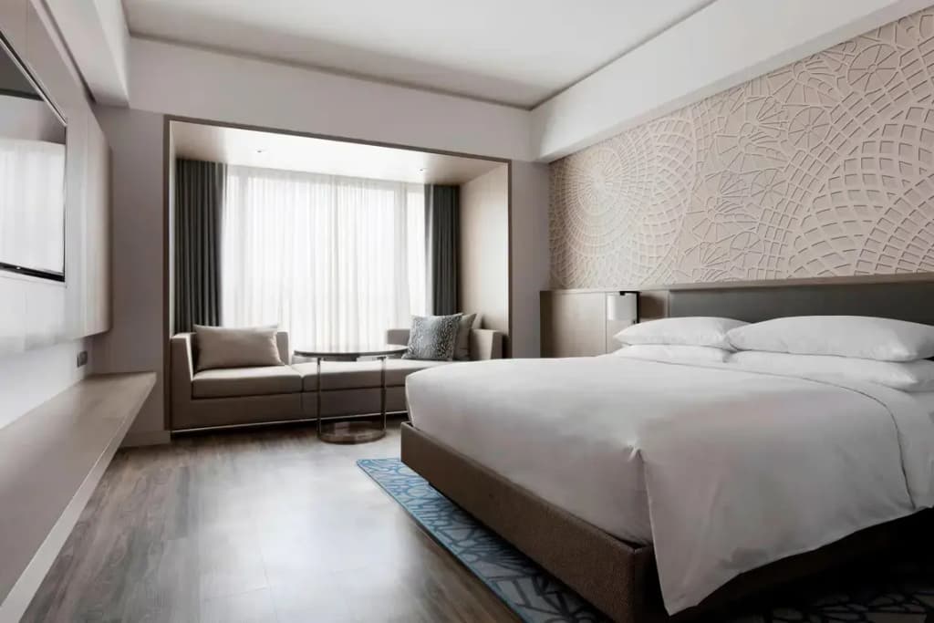 Deluxe Double Club room full double bed
