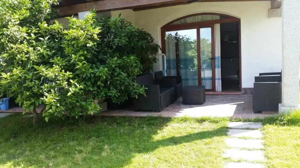 2 Bedrooms Basement Apartment