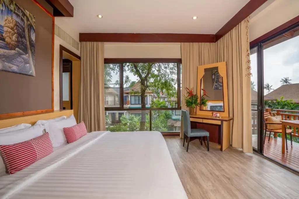 Deluxe Double room with balcony full double bed
