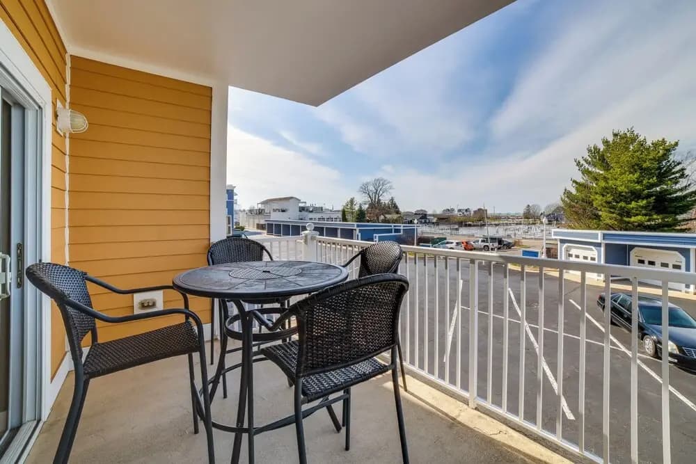 2 Bedrooms Apartment with balcony