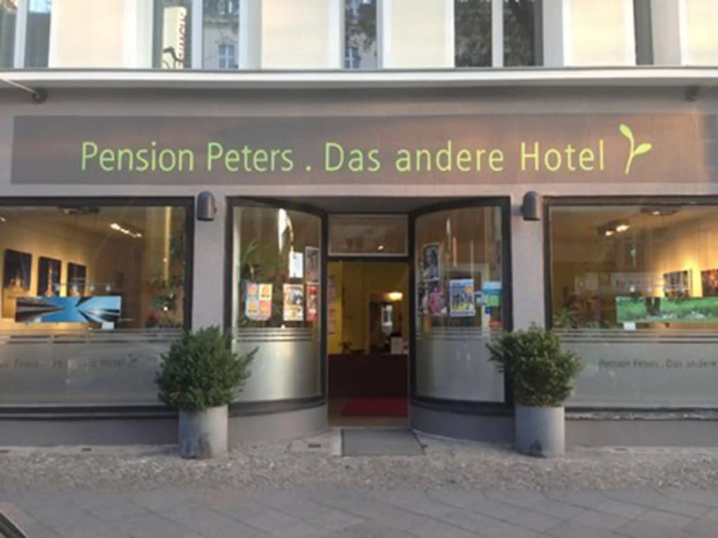Hotel photo 1
