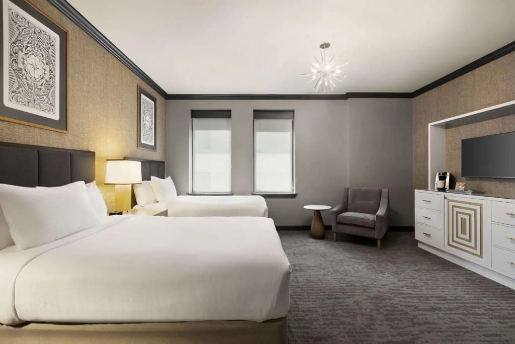 Deluxe Quadruple room