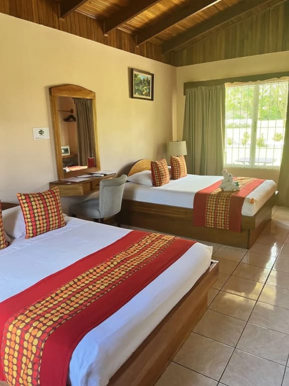 Classic Quadruple room with balcony