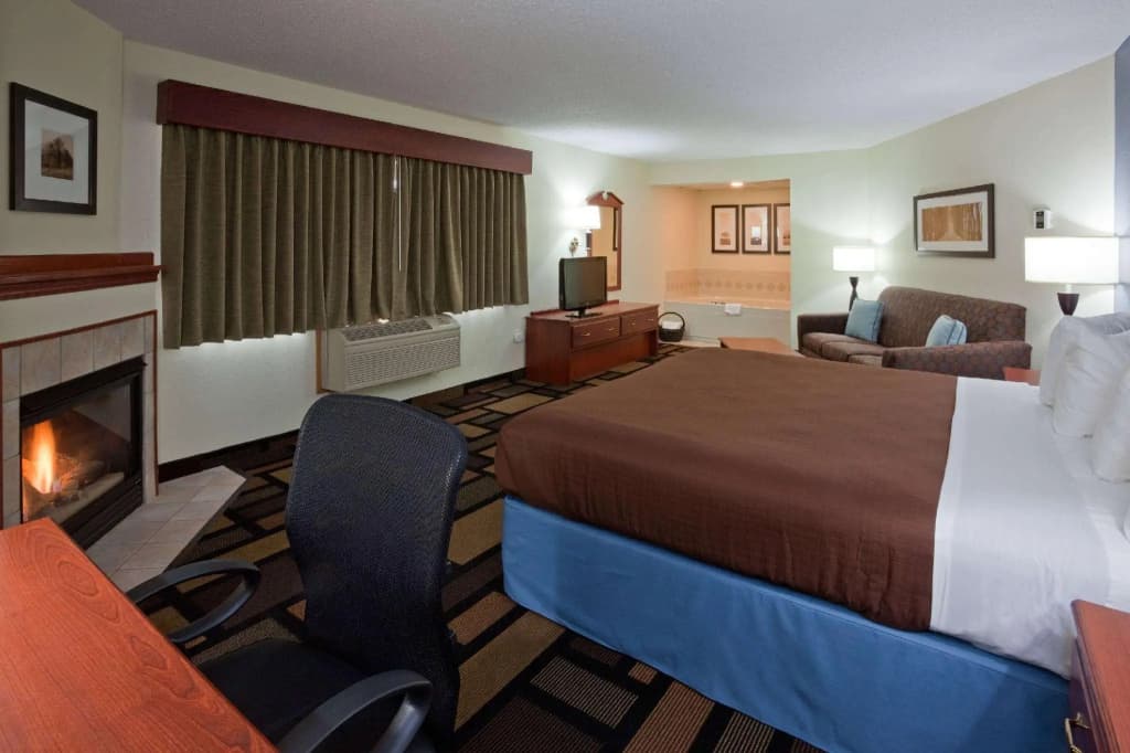 Premier Double Suite full double bed