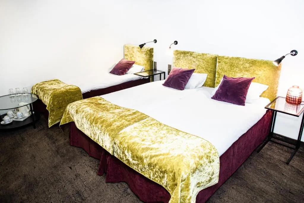 Standard Triple room with balcony