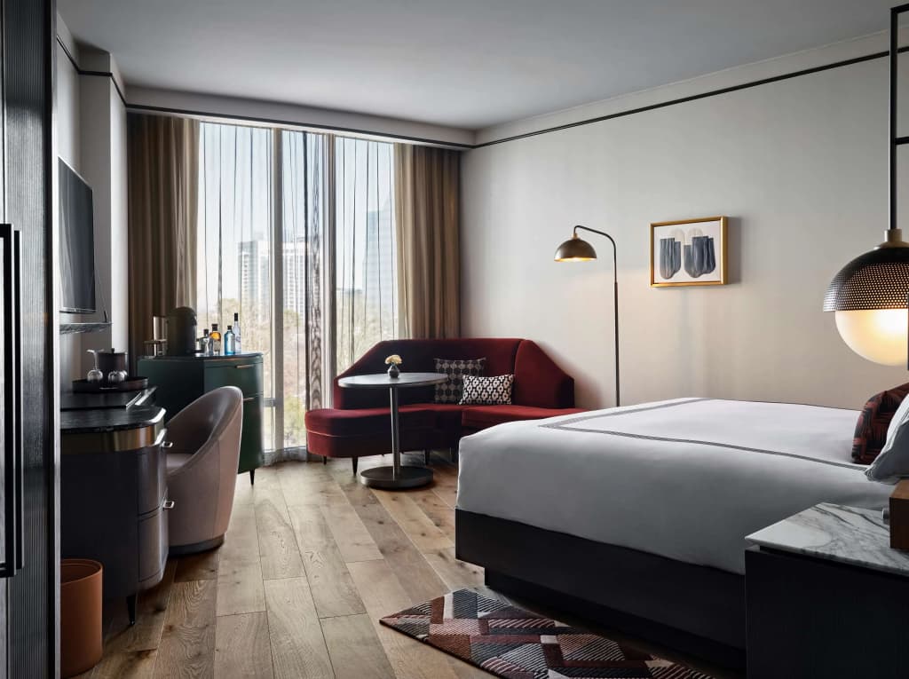 Double Junior Suite City View full double bed