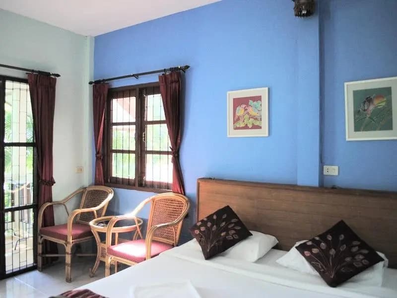 Standard room with lake view