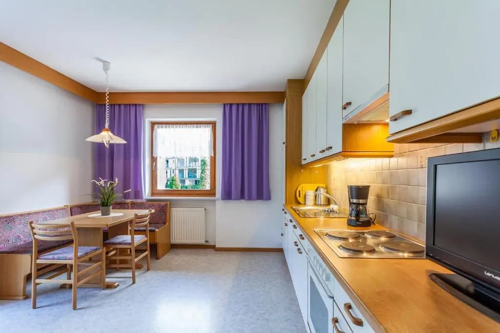 2 Bedrooms Apartment