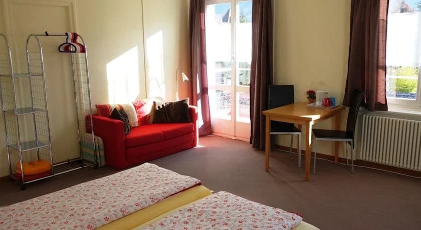 Hotel photo 1