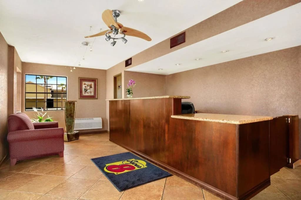 Hotel photo 11