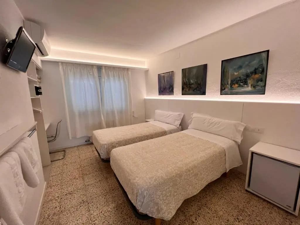 Standard Double room twin beds