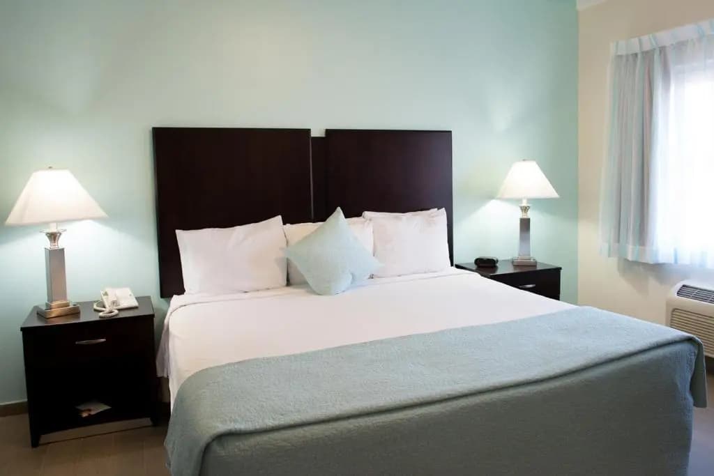Standard room with city view