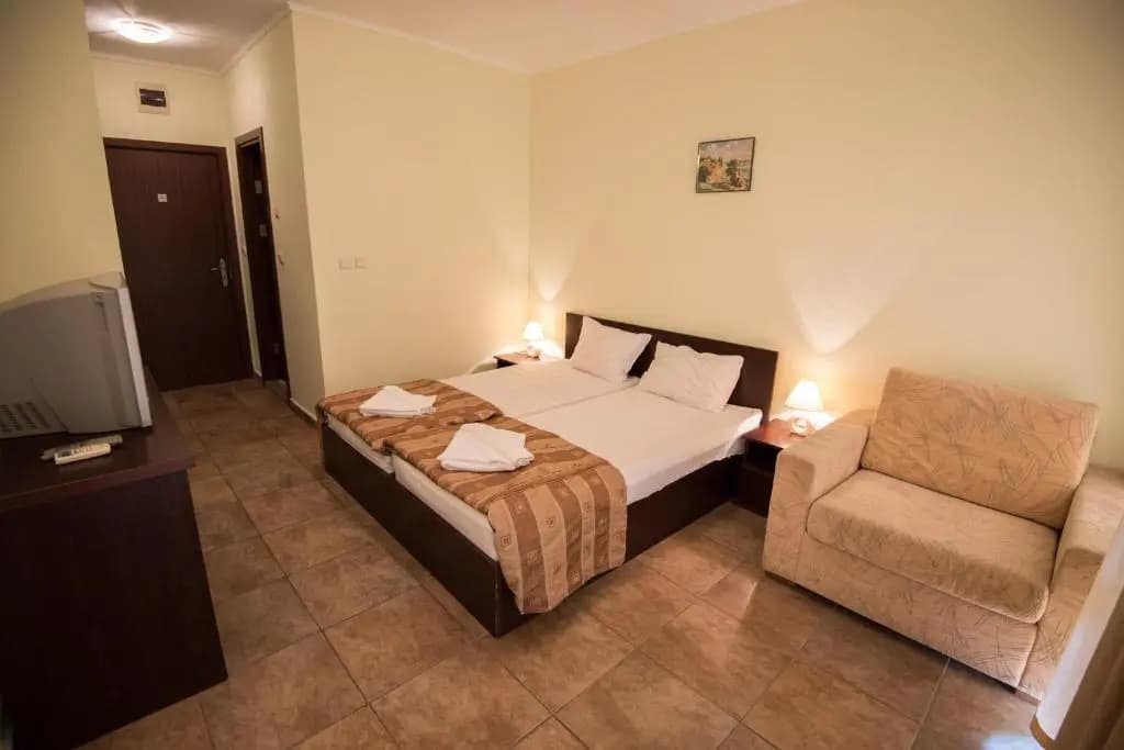 Hotel photo 1