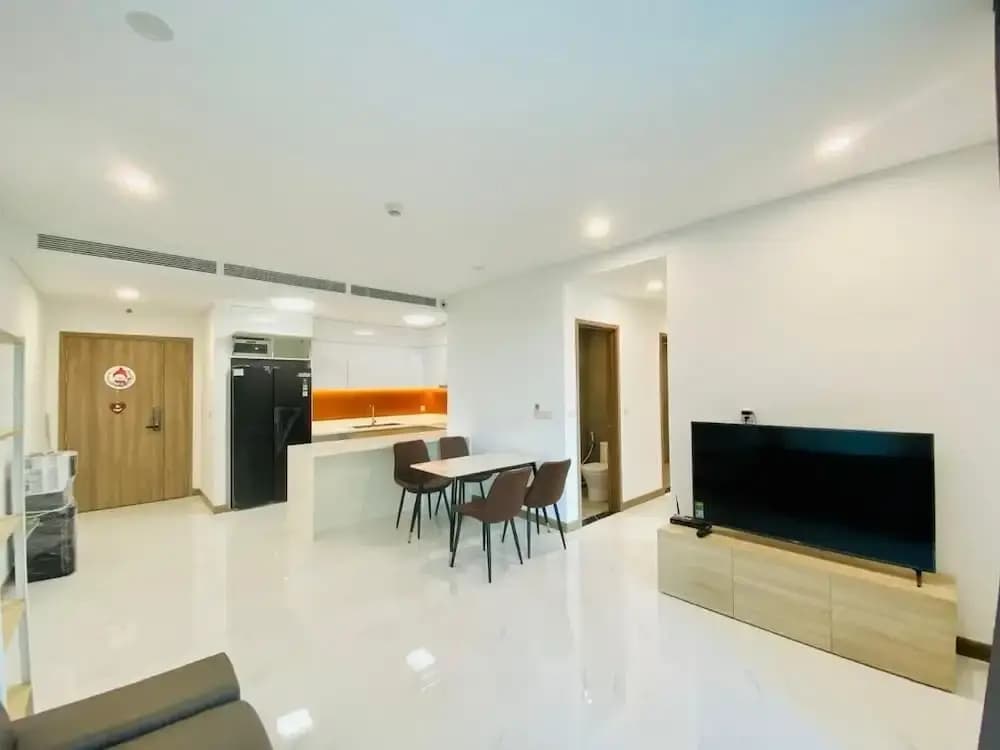 2 Bedrooms Apartment with balcony and with city view