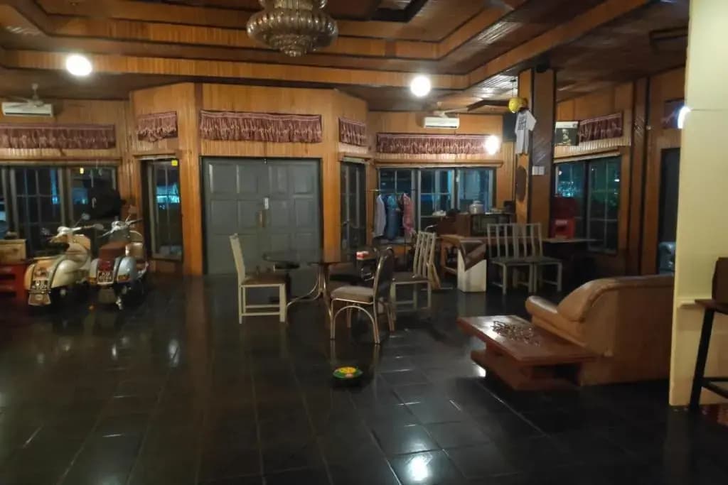 Hotel photo 13