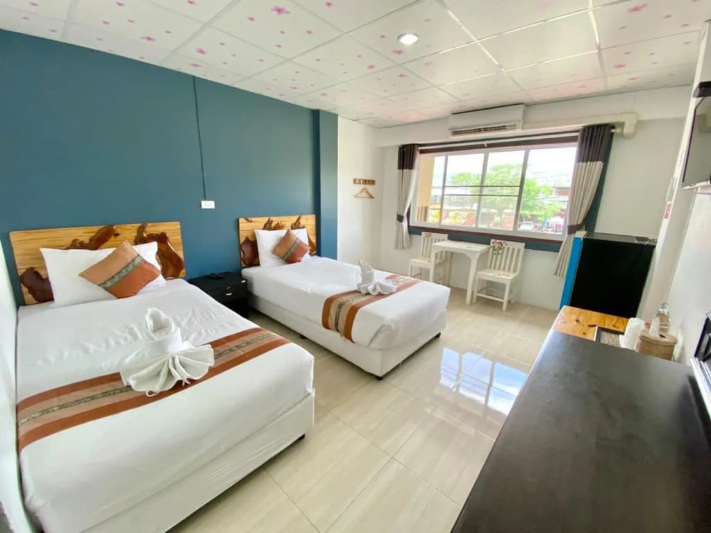 Deluxe Double room twin beds