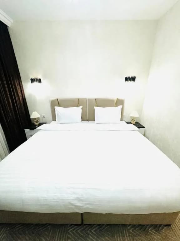 Comfort Double room with city view full double bed