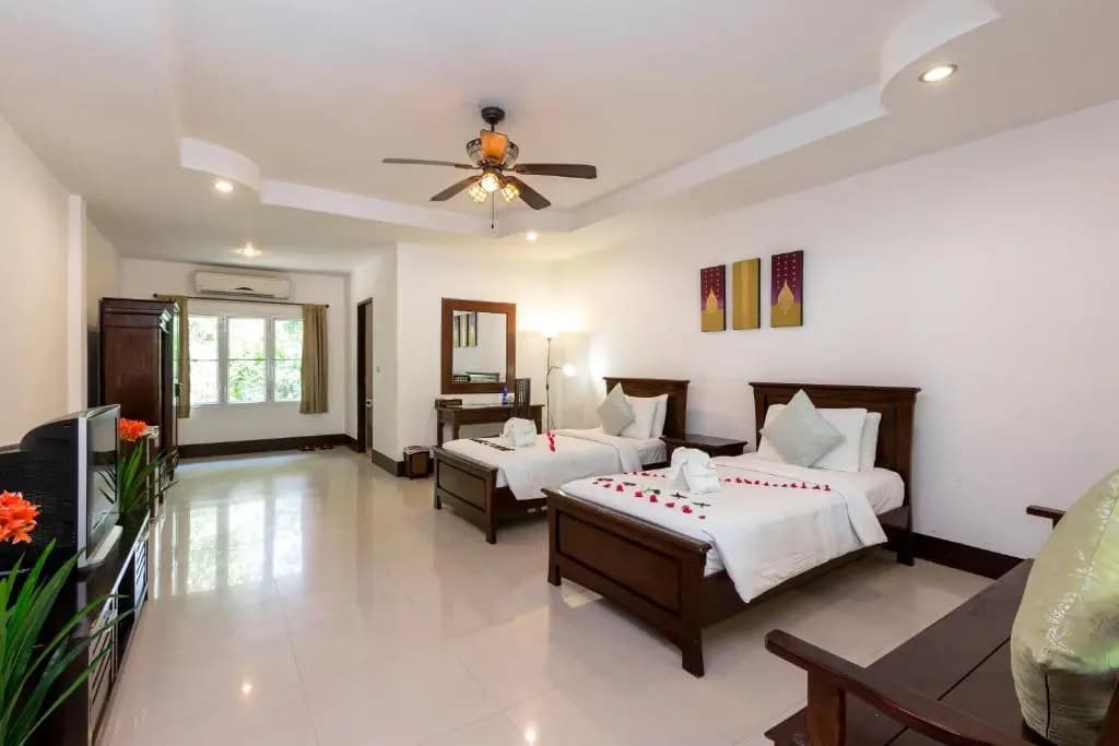 Superior Double room with garden view twin beds
