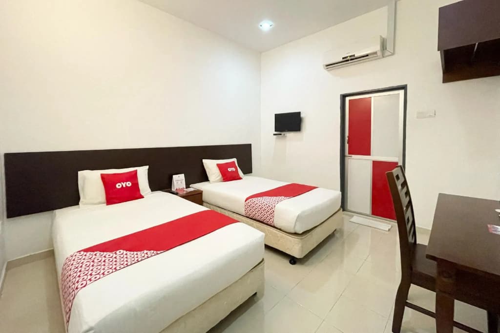 Deluxe Double room twin beds