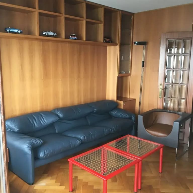 6 Bedrooms Bed in Dorm with balcony