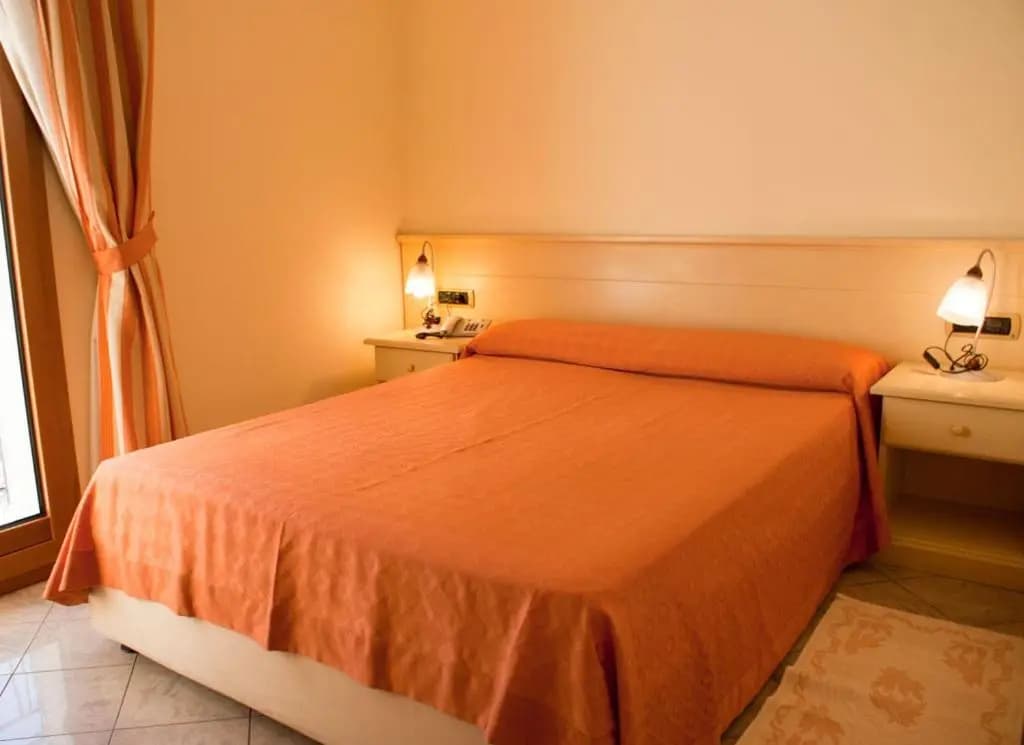 Economy Double room full double bed