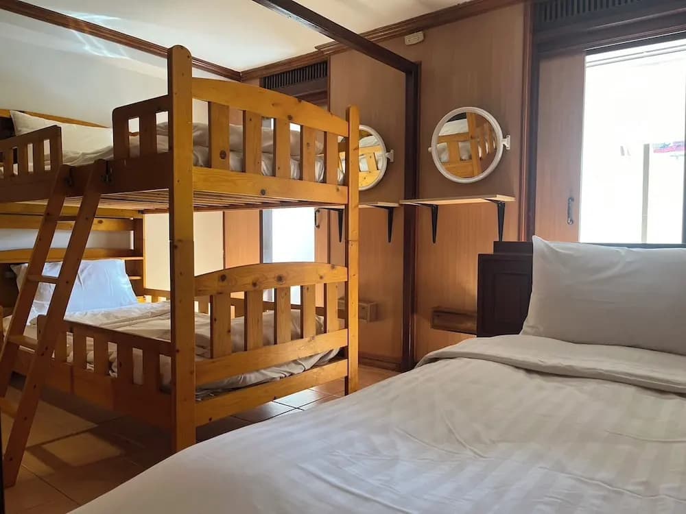 3 Bedrooms Standard room