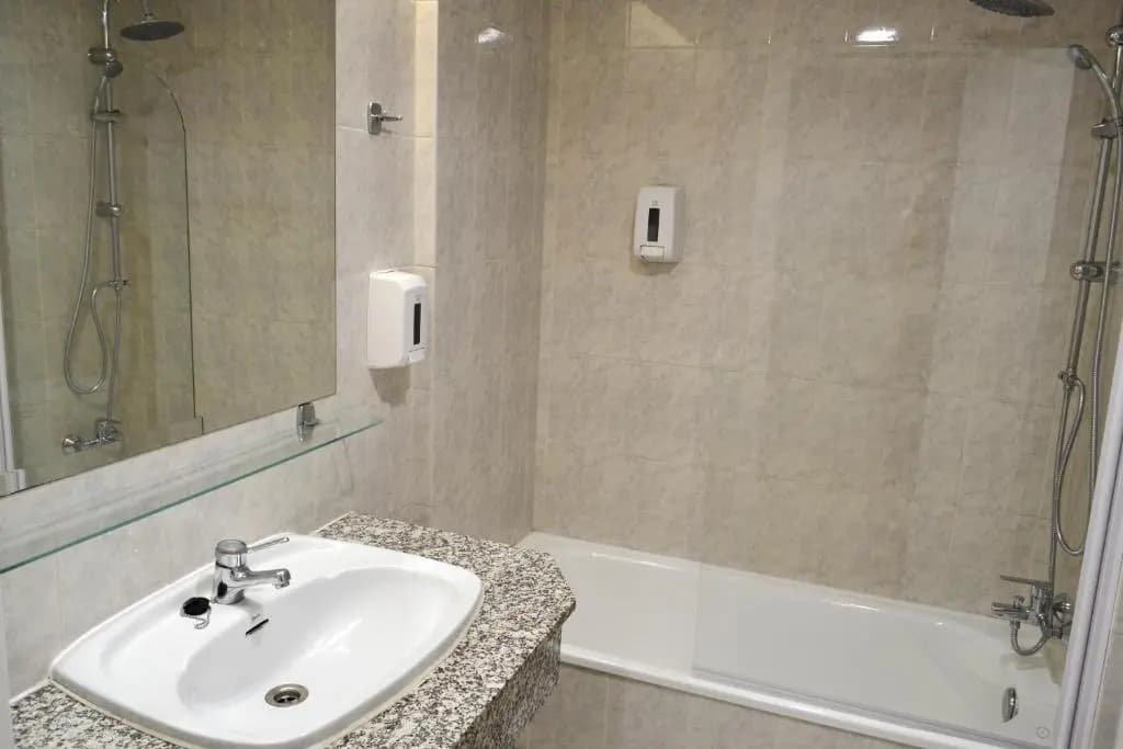 Economy Double room twin beds