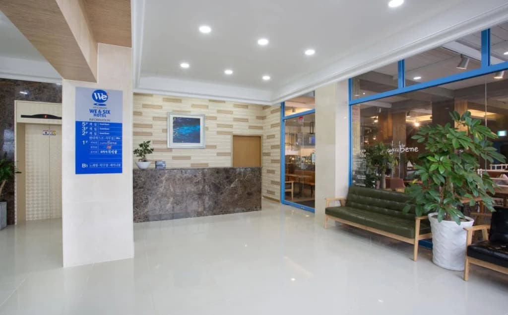 Hotel photo 1