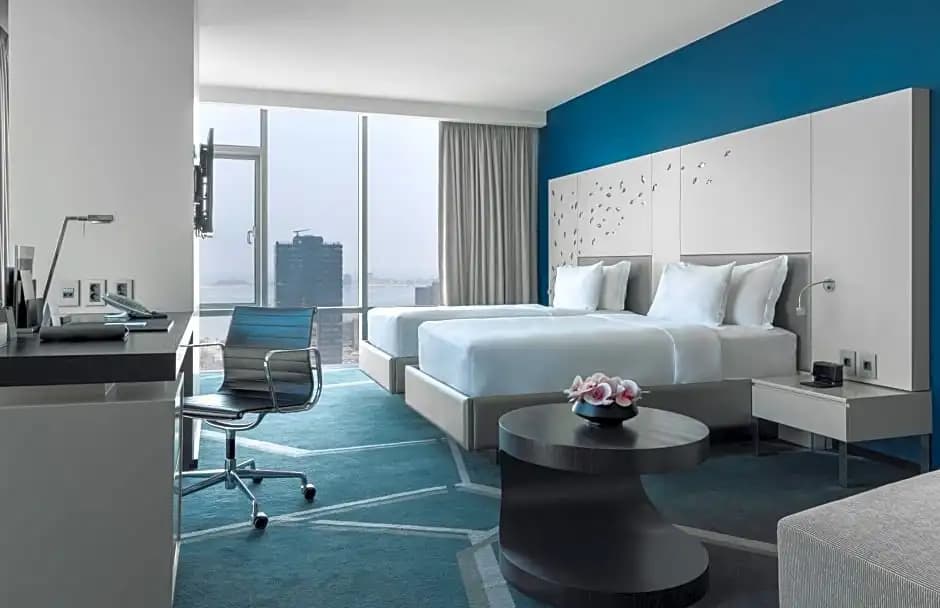 Classic Quadruple Club room