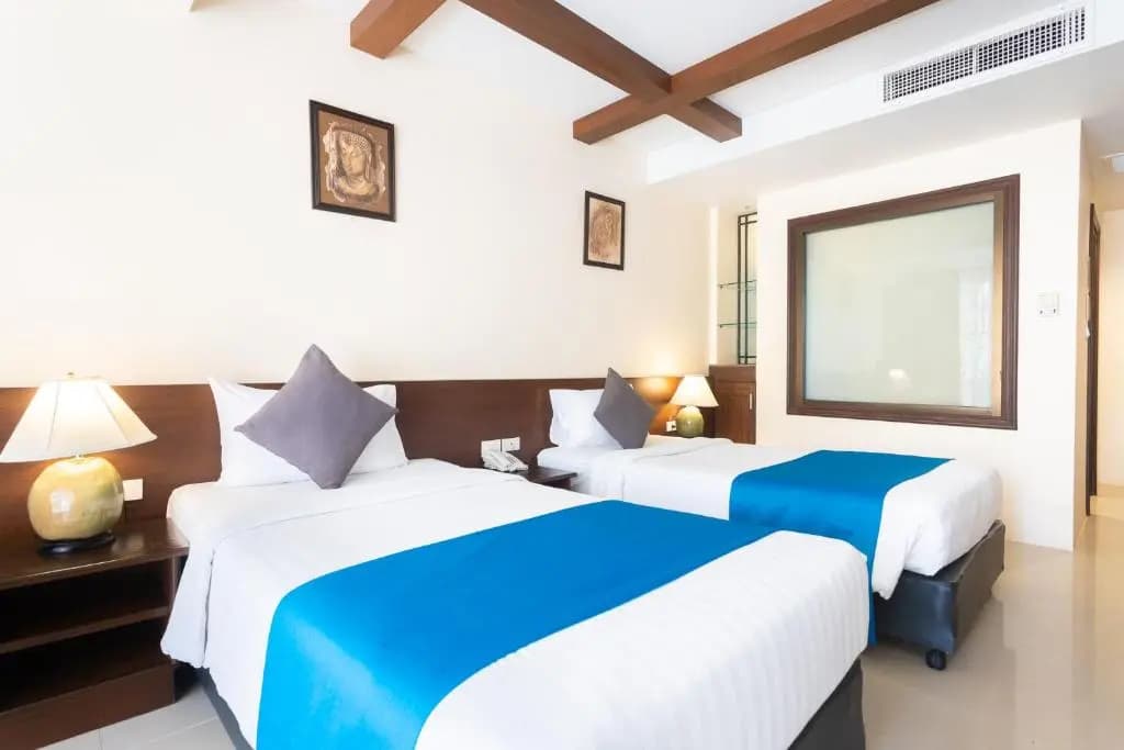 Deluxe Double room with Tropical view twin beds